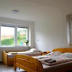 Stara Voda Апартаменты Tochovice